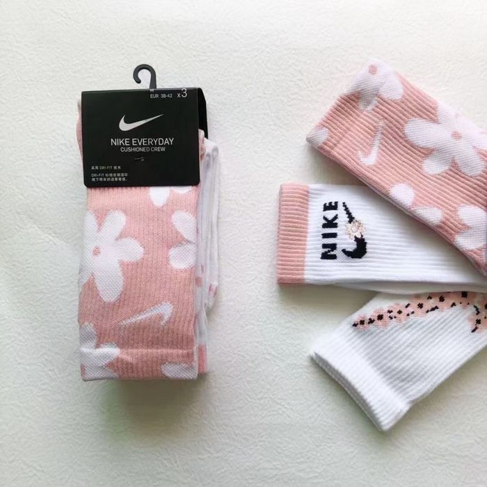 Високі жіночі шкарпетки Nike Everyday 3шт
