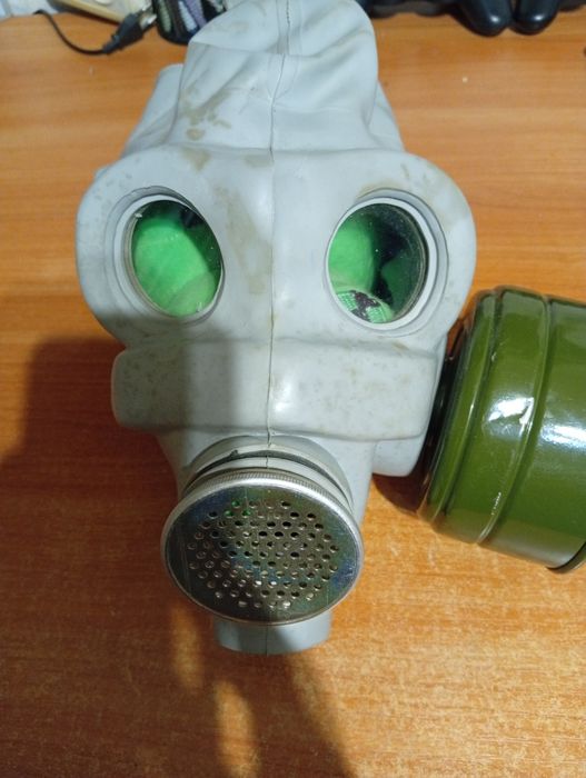 Противогаз нерехта