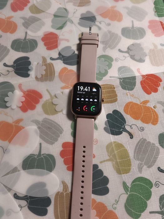 смарт-годинник Amazfit GTS