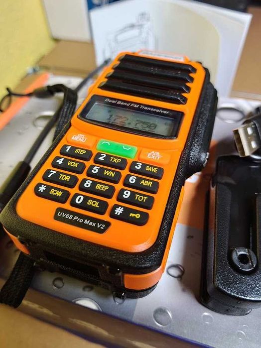 Walkie-Talkie Baofeng UV-68 Pro Max V2 10W IP68 (Novo na Caixa)