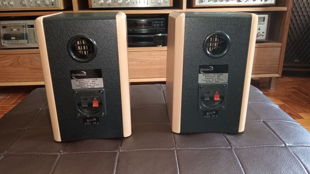 Colunas de som dynavox