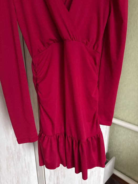 Гарна сукня нова