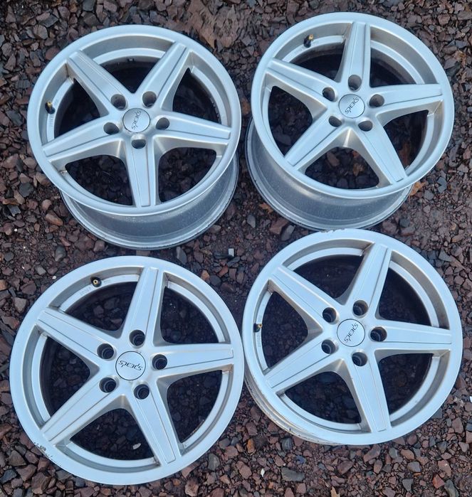 Felgi aluminiowe VW Skoda Seat Audi Mercedes 5x112 7Jx16 ET35 Kpl.