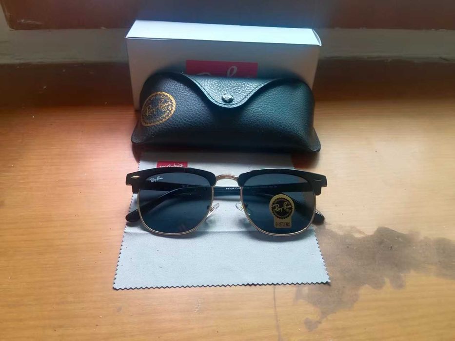 Ray-Ban Aviator z Etui i Akcesoriami – Premium Jakość