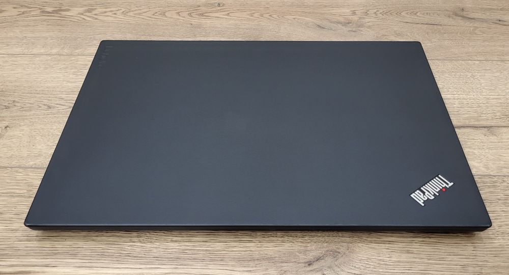 Тонкий Lenovo ThinkPad T570 i7-6600U 8/128GB дві батареї! Для роботи