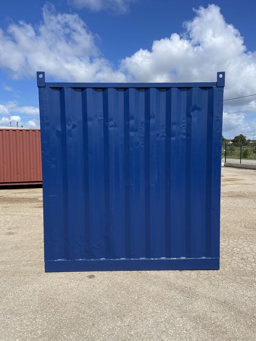 Contentores de 3 metros pintados