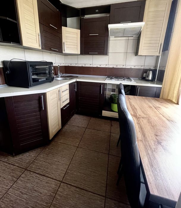 Посуточно 3 комн.кв Хортицкий район (Бабурка)без отключений света!