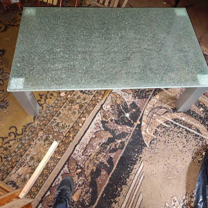 Stolik/ława szklany,szkło tłuczone