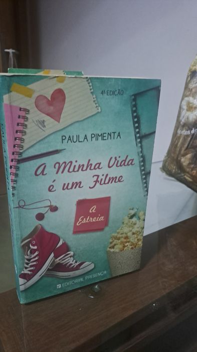 Livro a livro minha vida é um filme paula pomenta