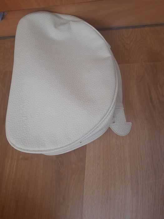 Sprzedam kosmetyczke