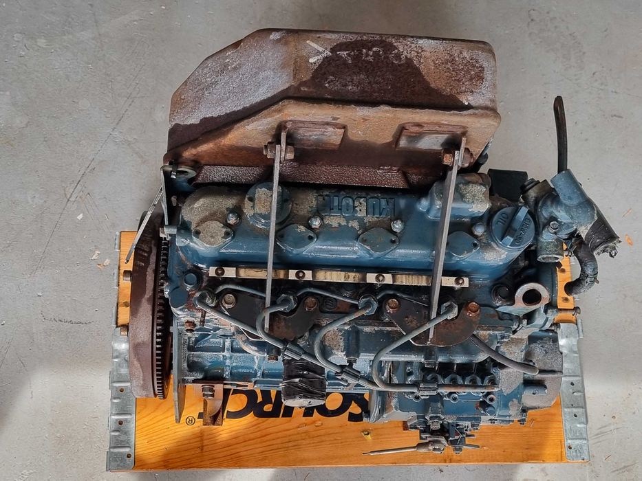 silnik kubota v1505