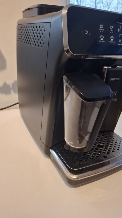 Кофемашина Philips Latte go 2200