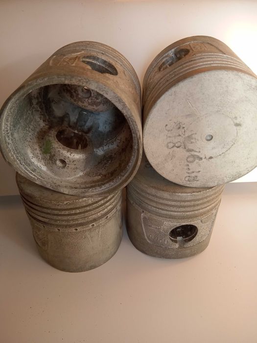 Поршні для Москвича - 407