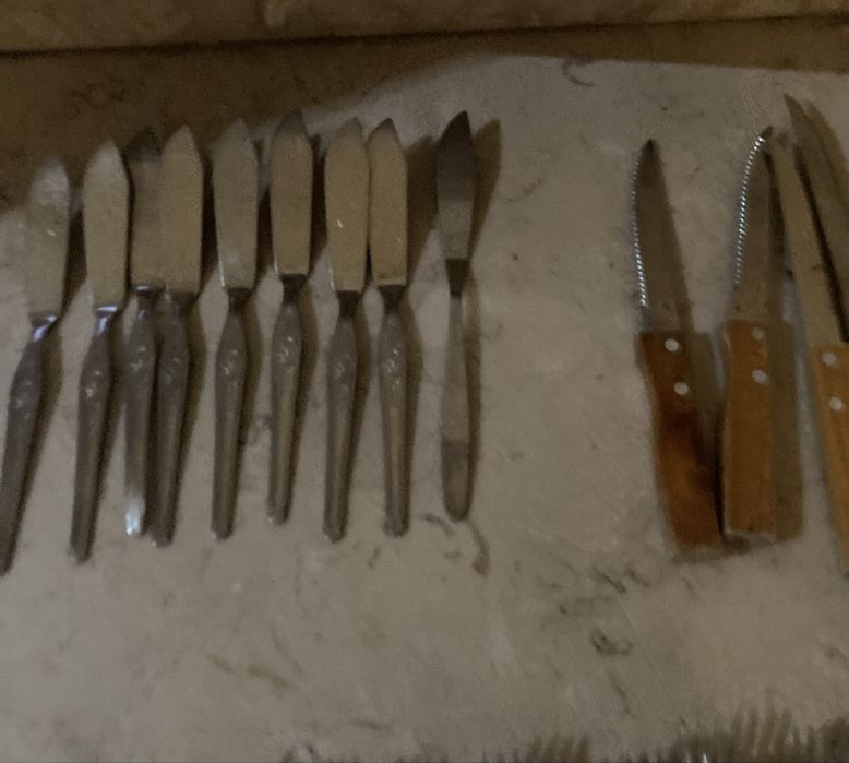 Talheres de inox- (63) - preço TOTAL  9 euros