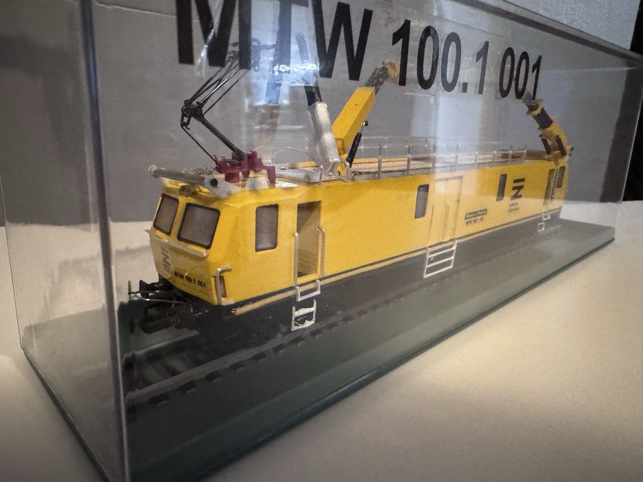 Model pociągu sieciowego MTW 100.1 w skali H0 V3 UPGRADE