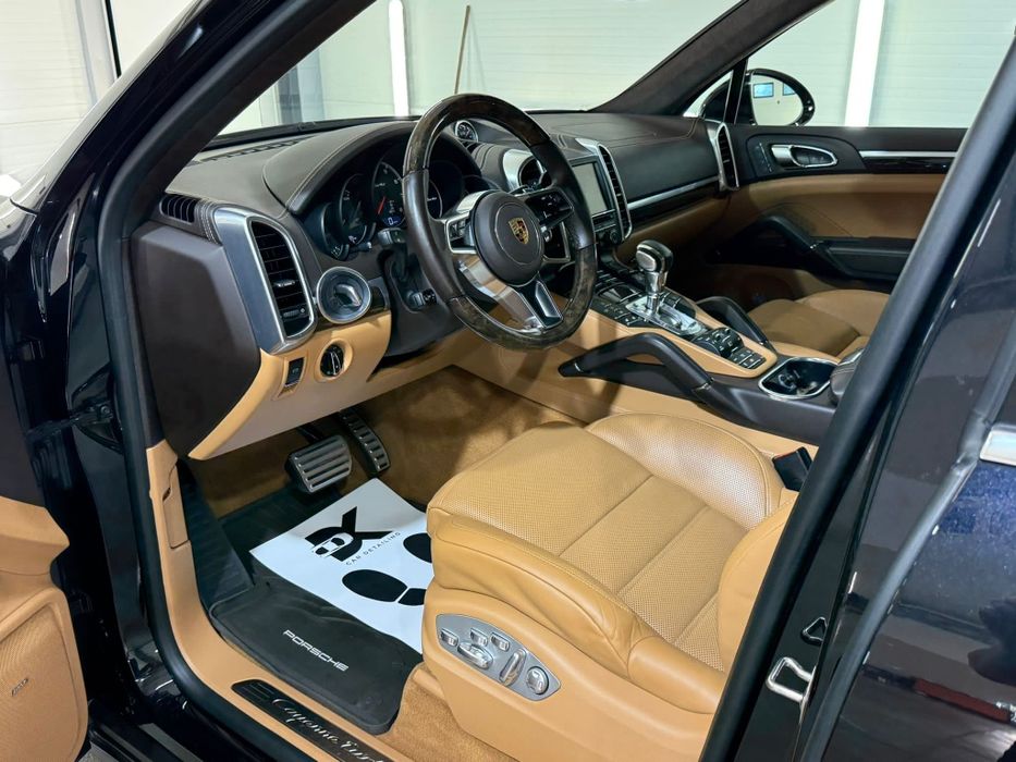 Porsche Cayenne Turbo