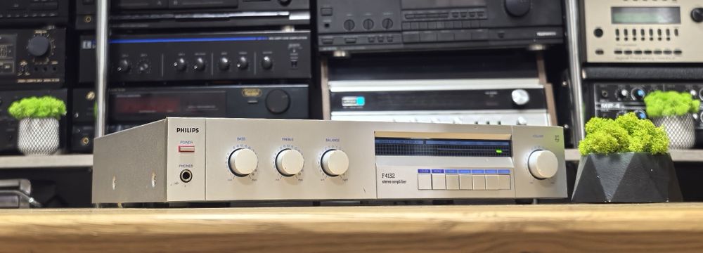 Ресивер Philips F4132/8Ω