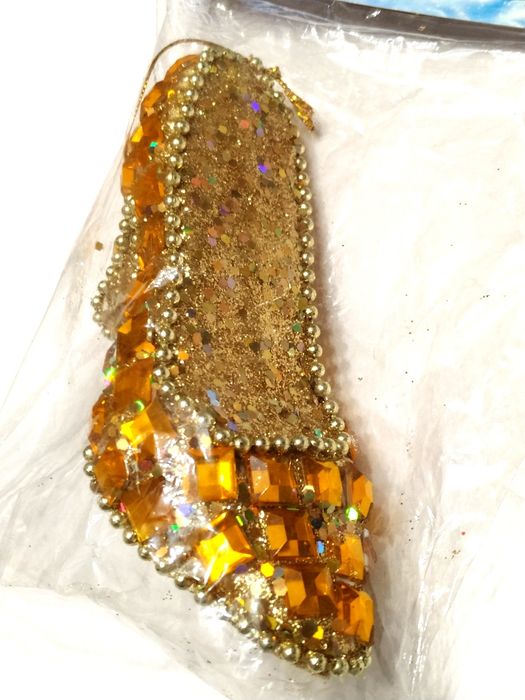 Туфелька на ялинку