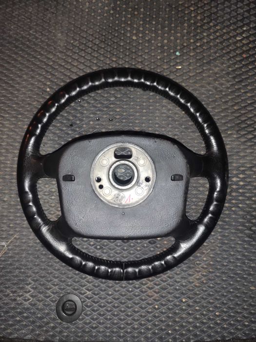 Продам кермо Skoda Tour