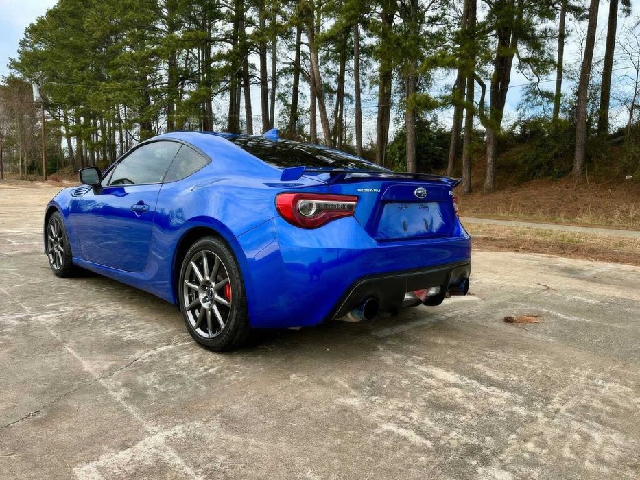 Subaru BRZ Limited      2016