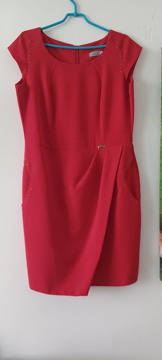 Sukienka z kieszeniami