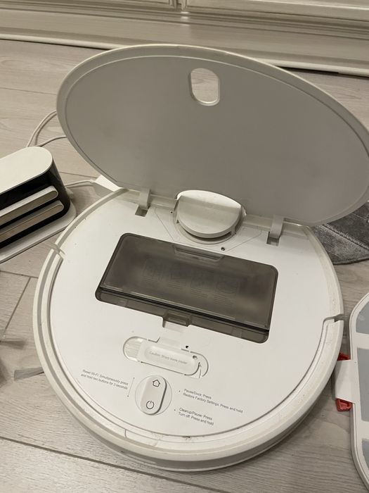 Робот пилосос Xiaomi