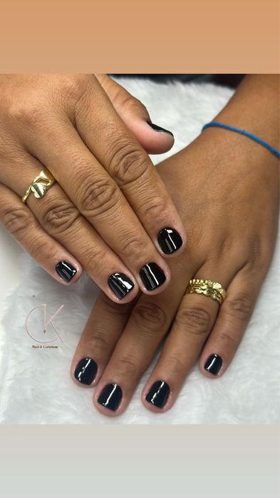 Procuro modelos para nails designer