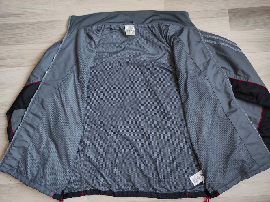 Спортивна куртка Adidas Climacool