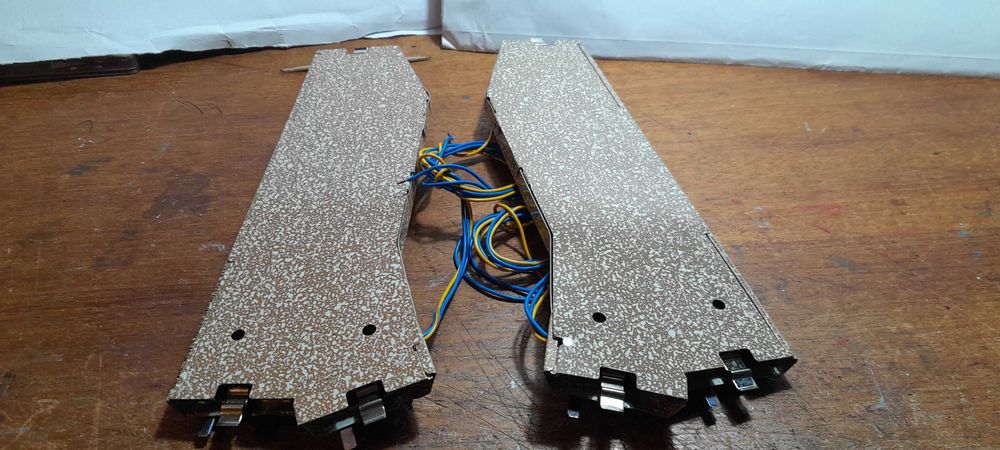 Par de agulhas via M h0 -Marklin 5202- quase novas na caixa original