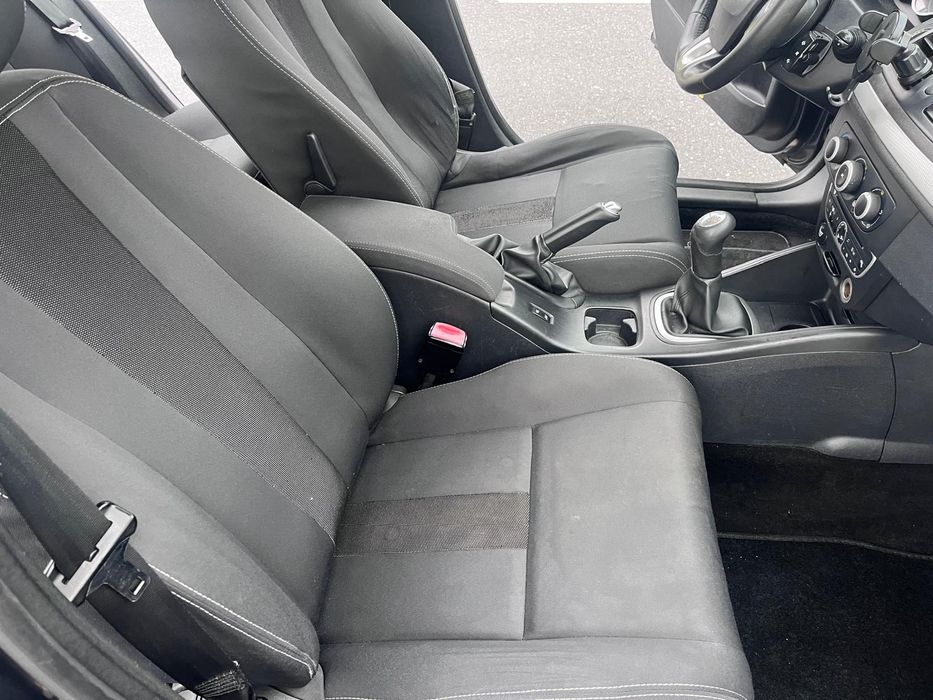 Megane III 1.5 dci DIESEL 2010