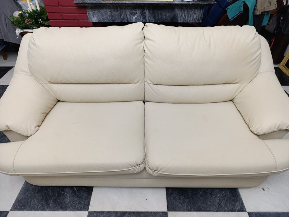 Conjunto 3 sofás em pele