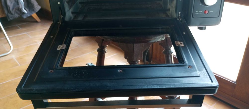 Mini-forno BECKEN Jk-3001cr 30l (Capacidade: 30 L - 1500 W)