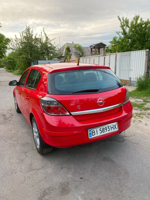 Опель Астра 1.6 газ 2012 рік