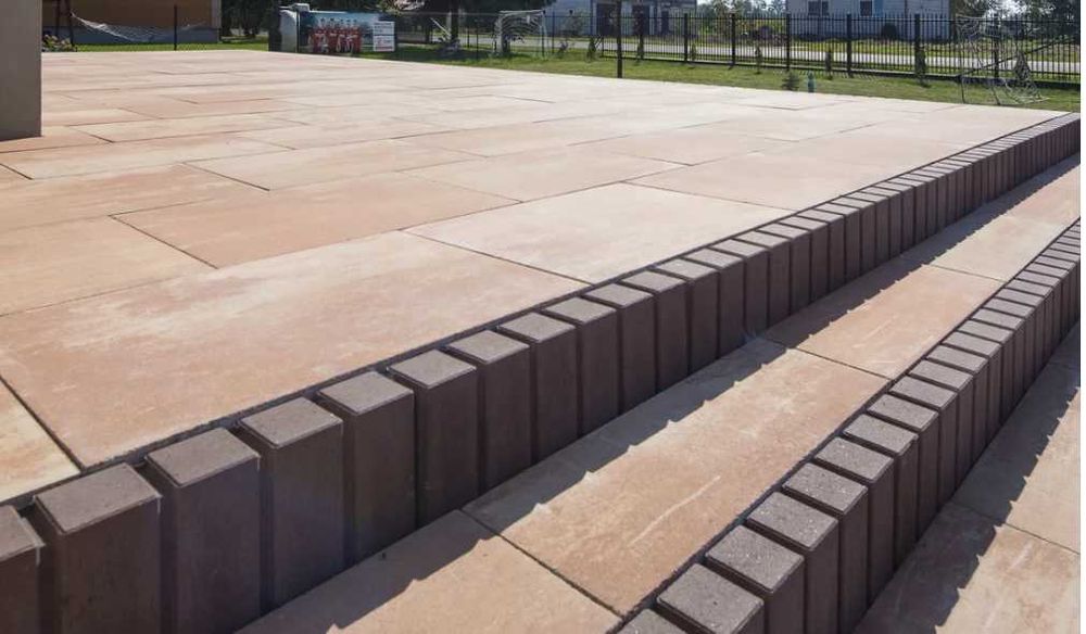 Sprzedaż obrzeży trawnikowych/ozdobnych oraz palisad