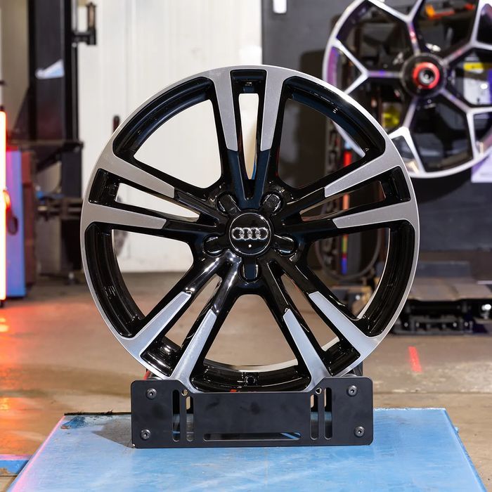 NOWE ORYGINALNE Felgi Audi 18" - S3 A3 A4 A6 A8 Q2 Q3 TT