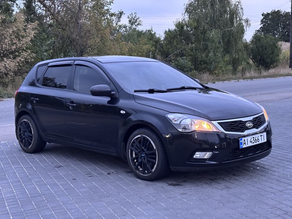 Kia Ceed 2011рік обмін на бус