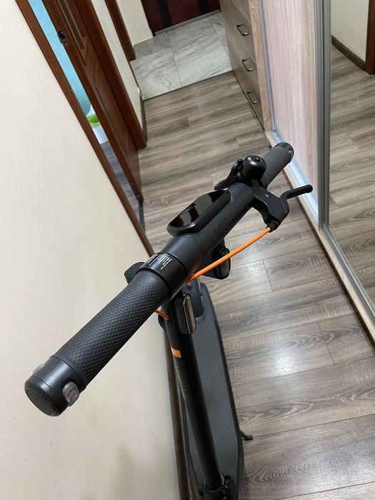 Електросамокат Ninebot E2 PRO
