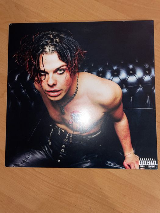 YUNGBLUD - YUNGBLUD (red vinyl, alternative cover)