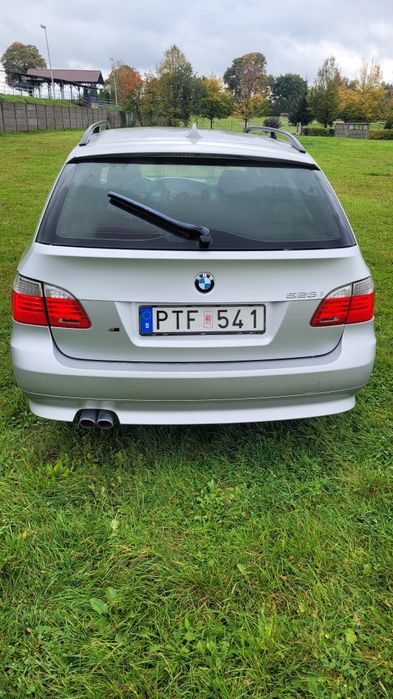 Zadbane e61 2,5 benzyna