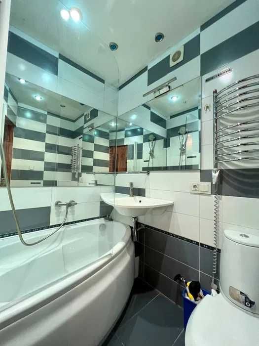 Оренда 1-кімнатної квартири  Гагаріна 99 , Є ГАЗ