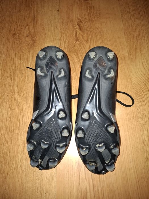 Buty korki Puma rozmiar 40