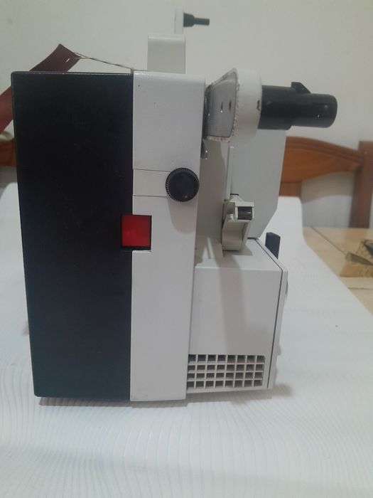 Projector de filmes eumig mark s 810 d lux