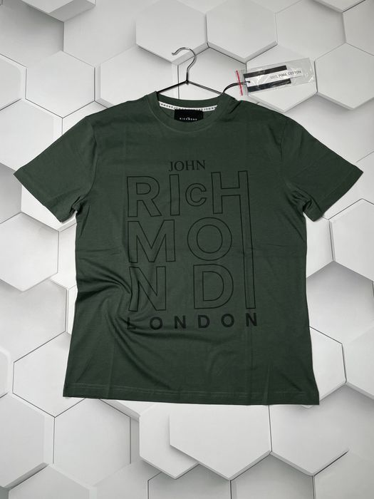 Футболки John Richmond