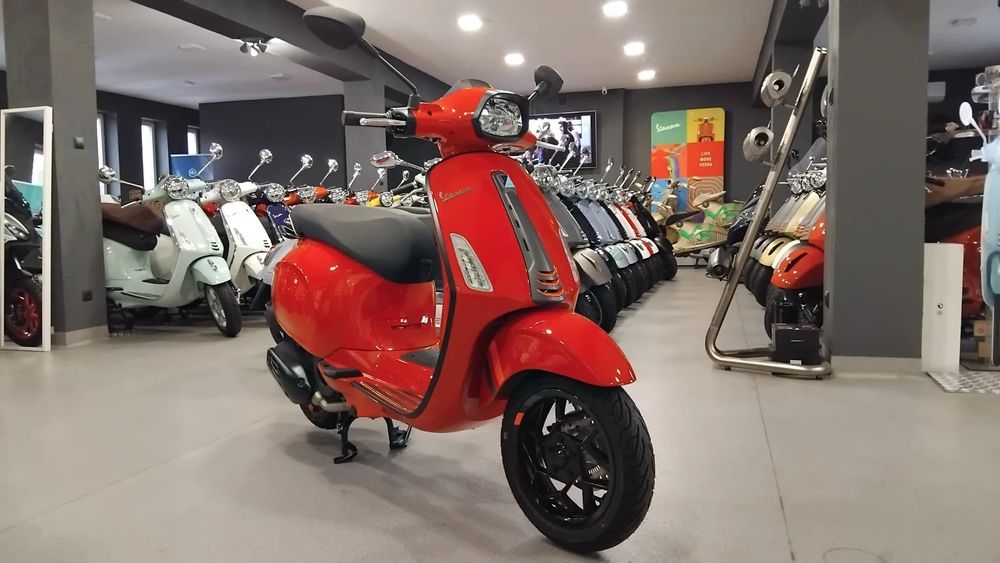 Vespa Sprint Vespa SPRINT 125 S Rosso Coraggioso 2024 ! Od RĘKI ! Scooteria