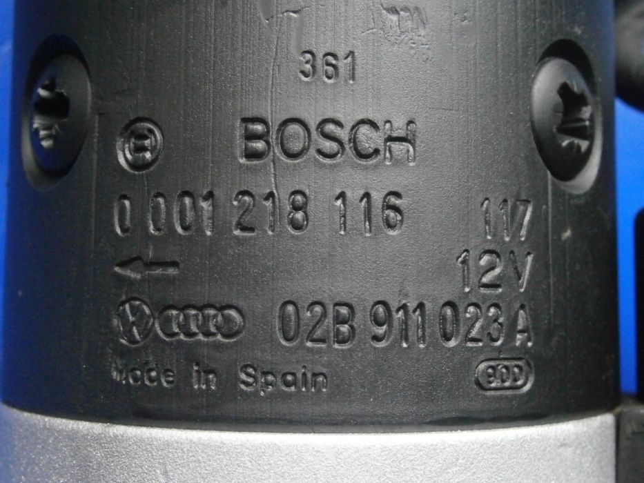 Rozrusznik VW Transporter T4 2.4 D AAB - Bosch oryginał