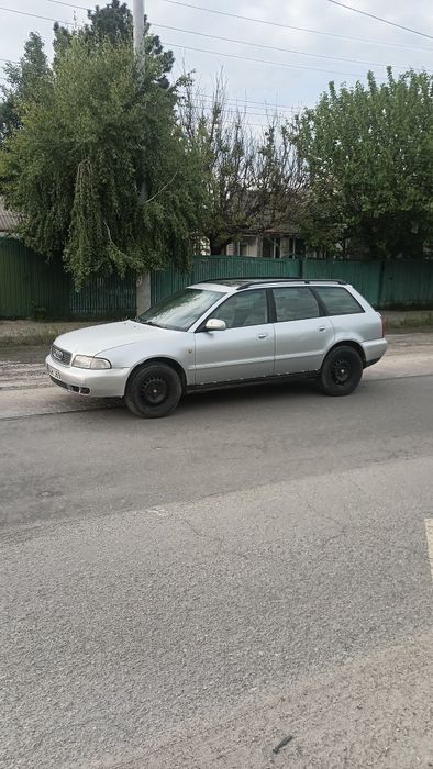 Ауди А4 B5 1.9 Audi турбо дизель универсал кожаный салон максимальная комплектация