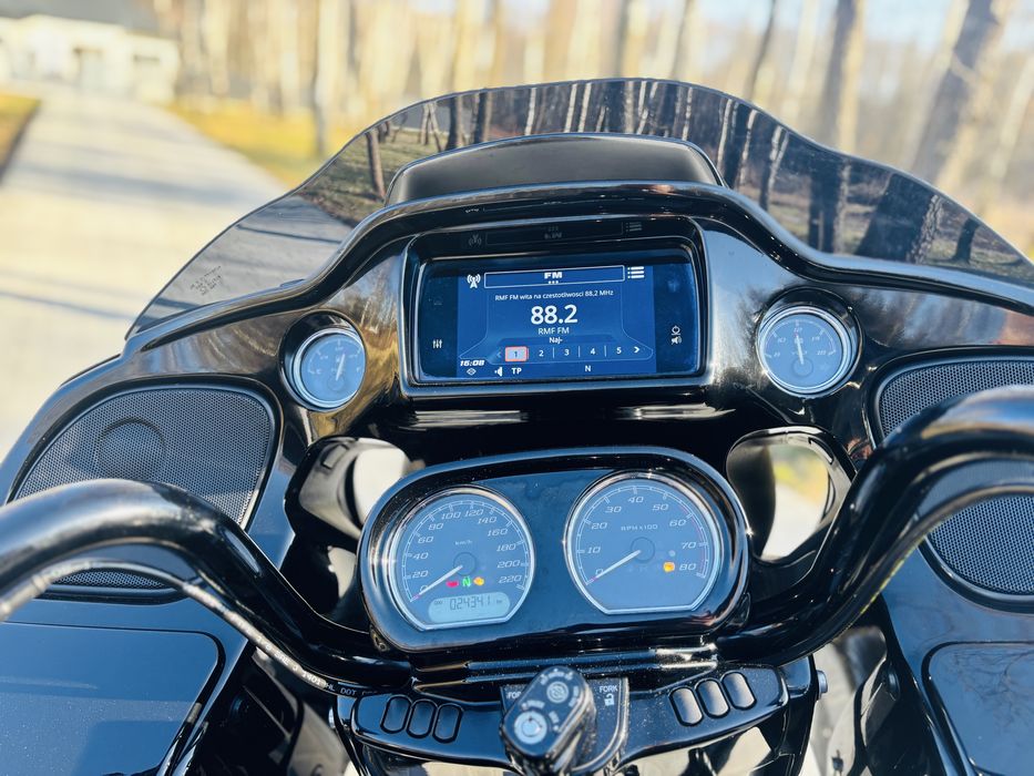 Harley-Davidson ROUD GLIDE SPECIAL BLACK 2019 silnik 114 Polski salon