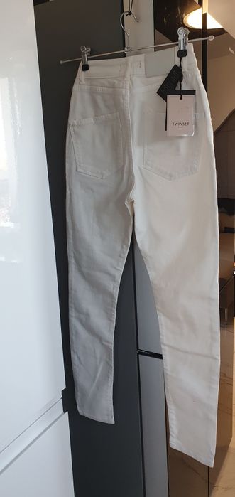 Spodnie jeansowe Twinset oryginalne nowe 25
