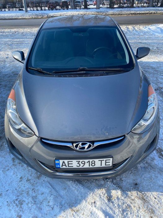 Hyundai Elantra 2012