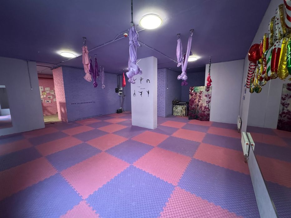 Приміщення 95.5 м.кв. в Крона парк 2